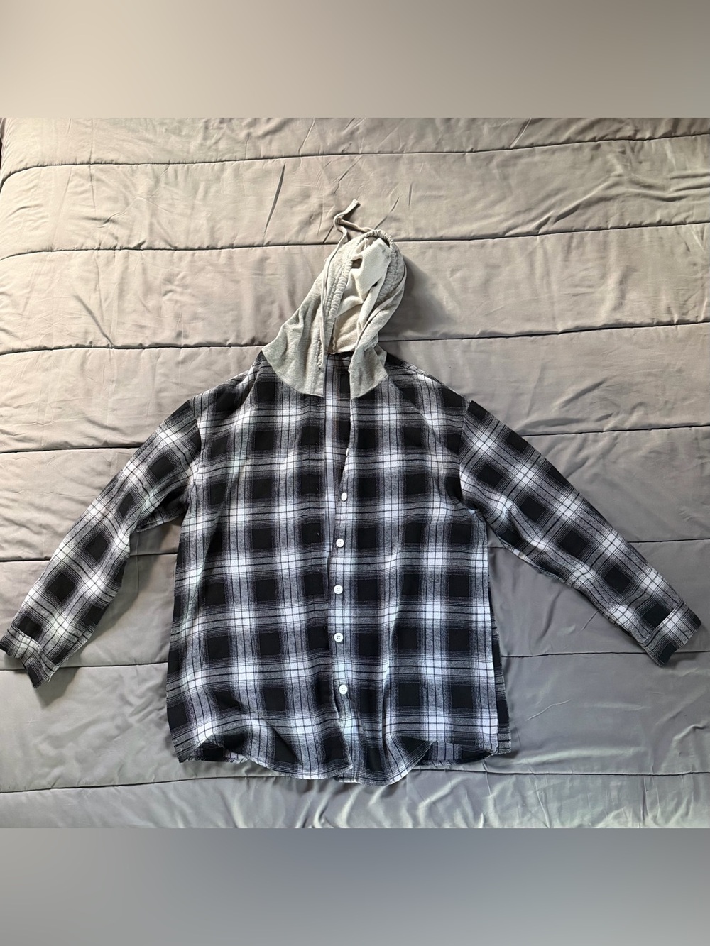 SHEIN Black and White Plaid Button-Up Shirt with Hood